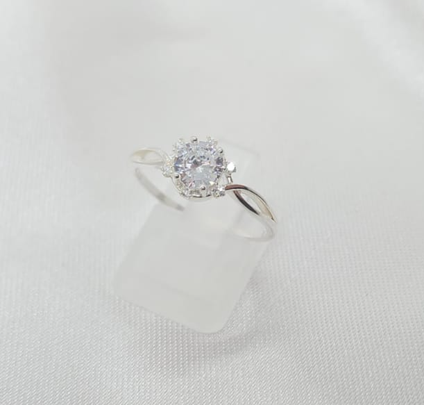 Anillo Dama Diseño circón