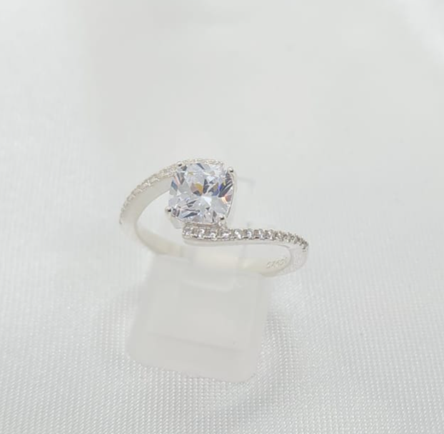 Anillo Dama diseño Doblez Circón con Incrustación de Microcircones