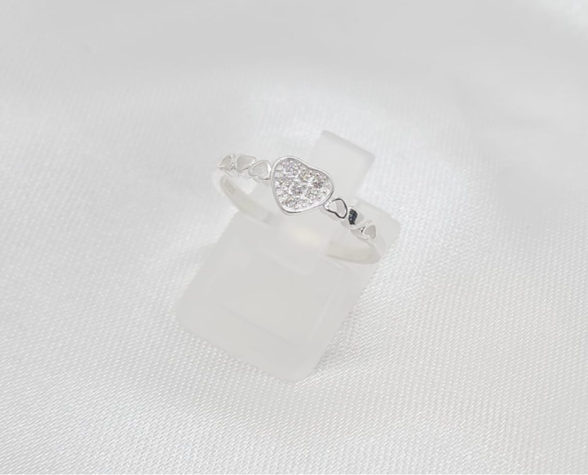 Anillo Dama Diseño Corazón con Incrustación de Microcircones Plata 925