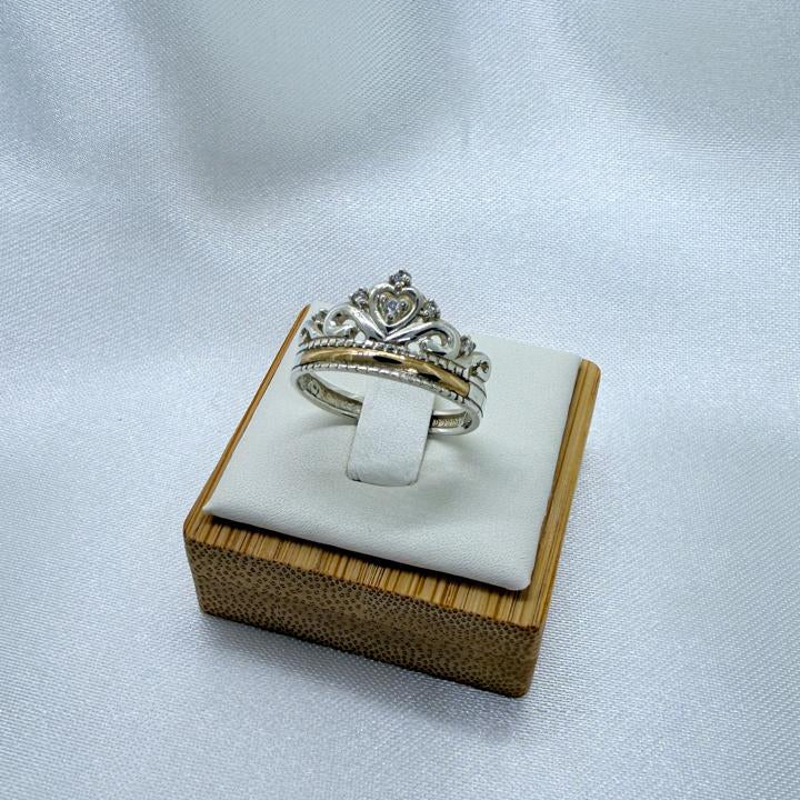 Anillo Dama diseño Corona con Incrustación de MicroCircones en P.925 con Oro de 14k.
