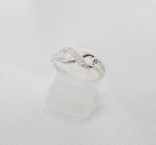Anillo Dama Diseño infinito