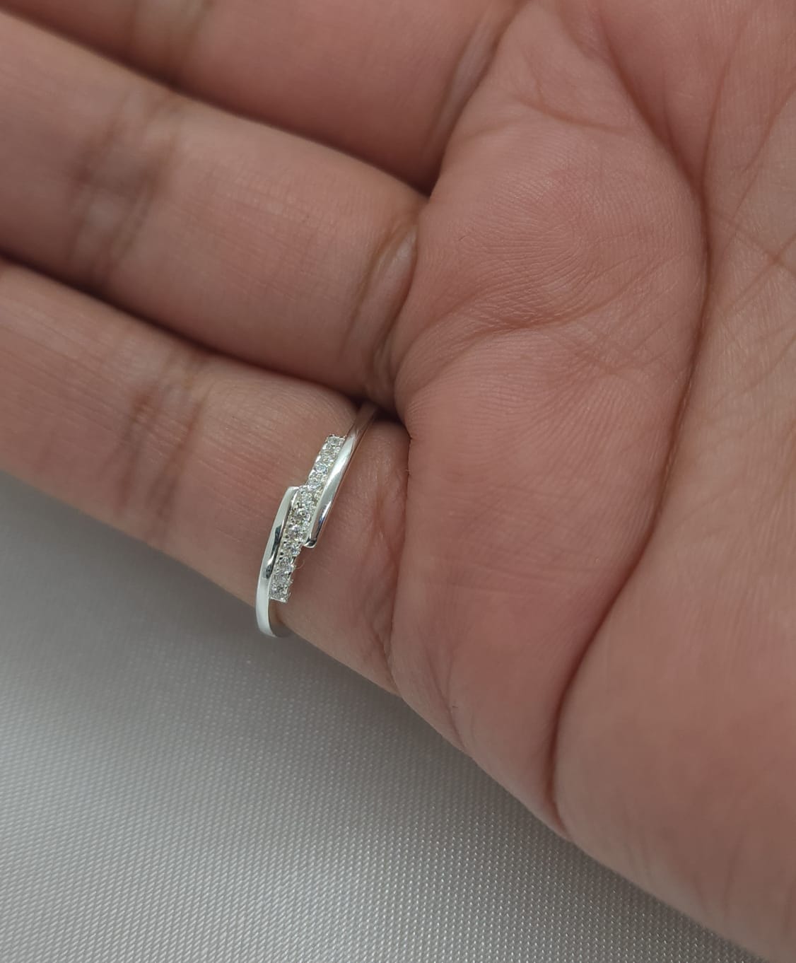 Anillo Dama Diseño Semi Cintillo