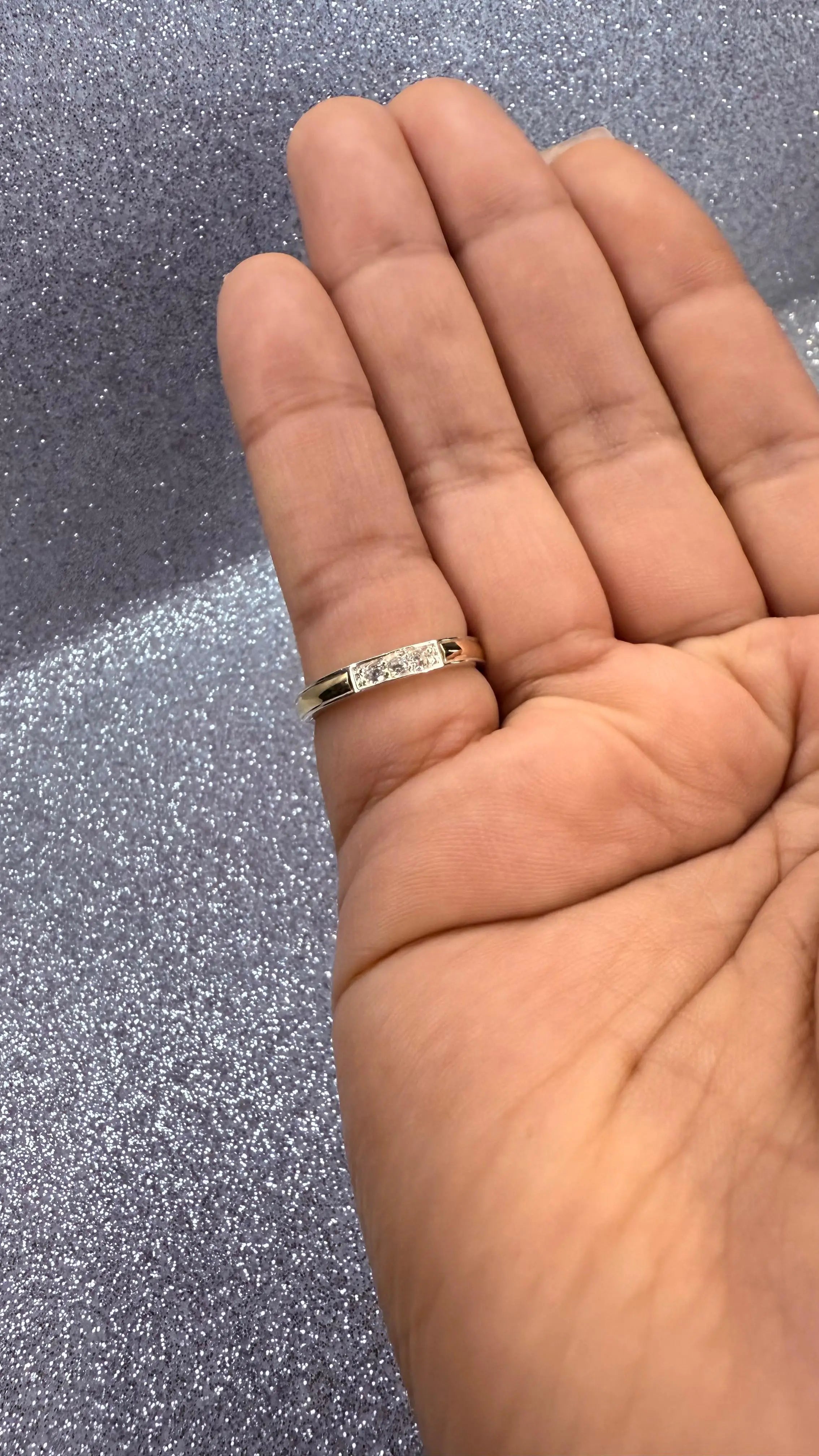 Anillo Dama Diseño Cintillo con micro circón