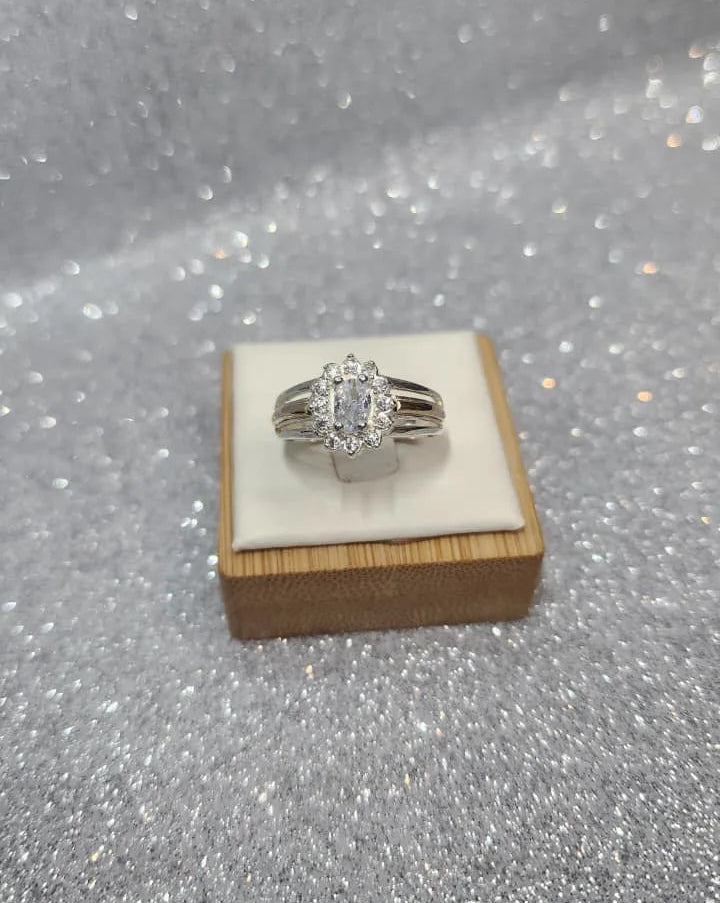 Anillo Dama Diseño Circón Flor P.925 con Oro de 14k