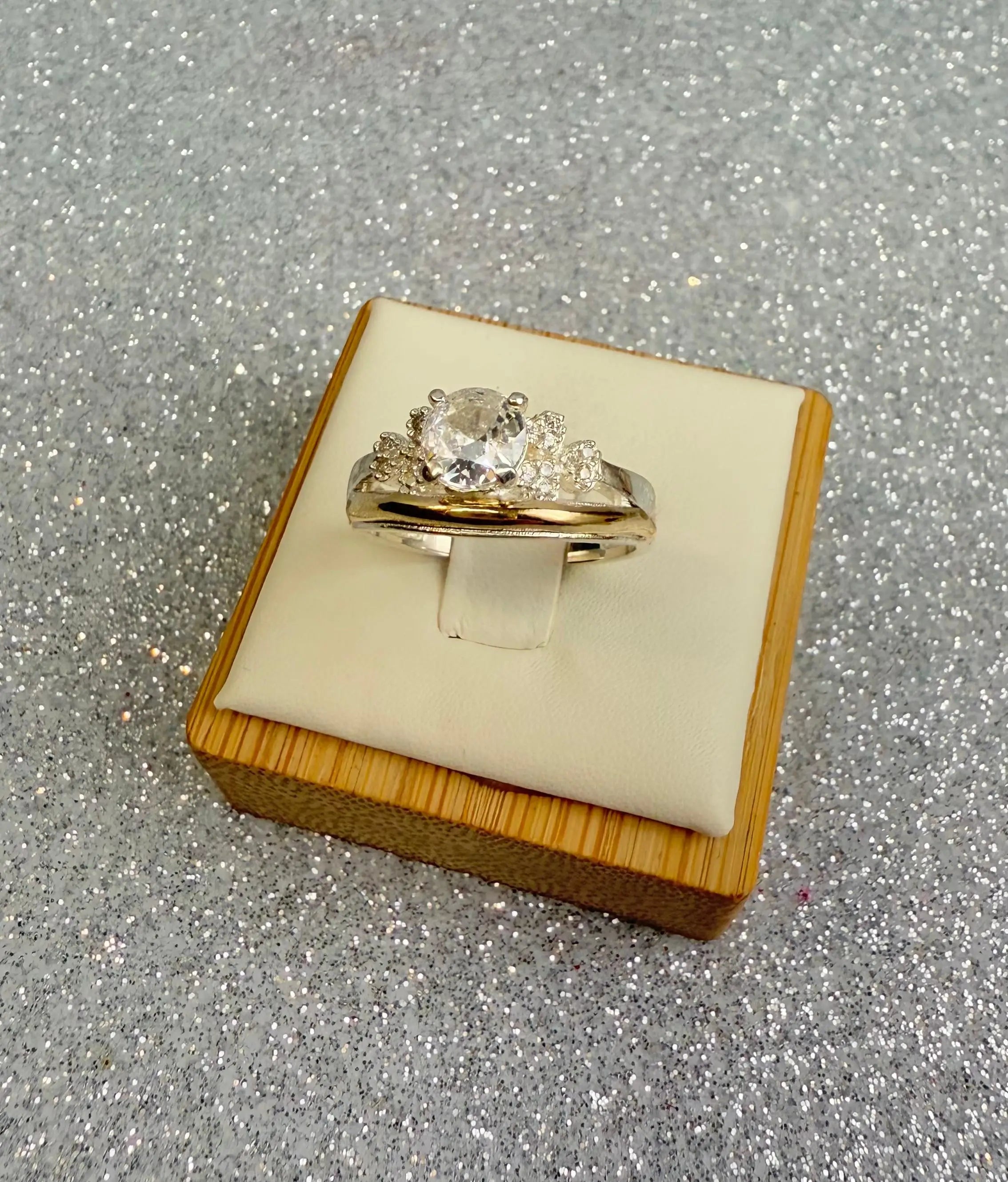 Anillo Dama Diseño Circon P.925 con Oro de 14k