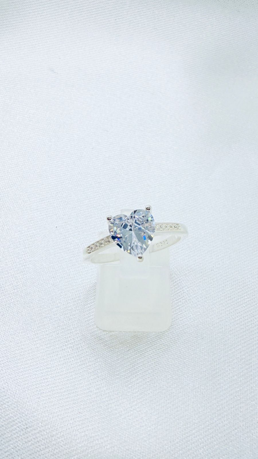 Anillo Dama Diseño Corazón CRISTAL