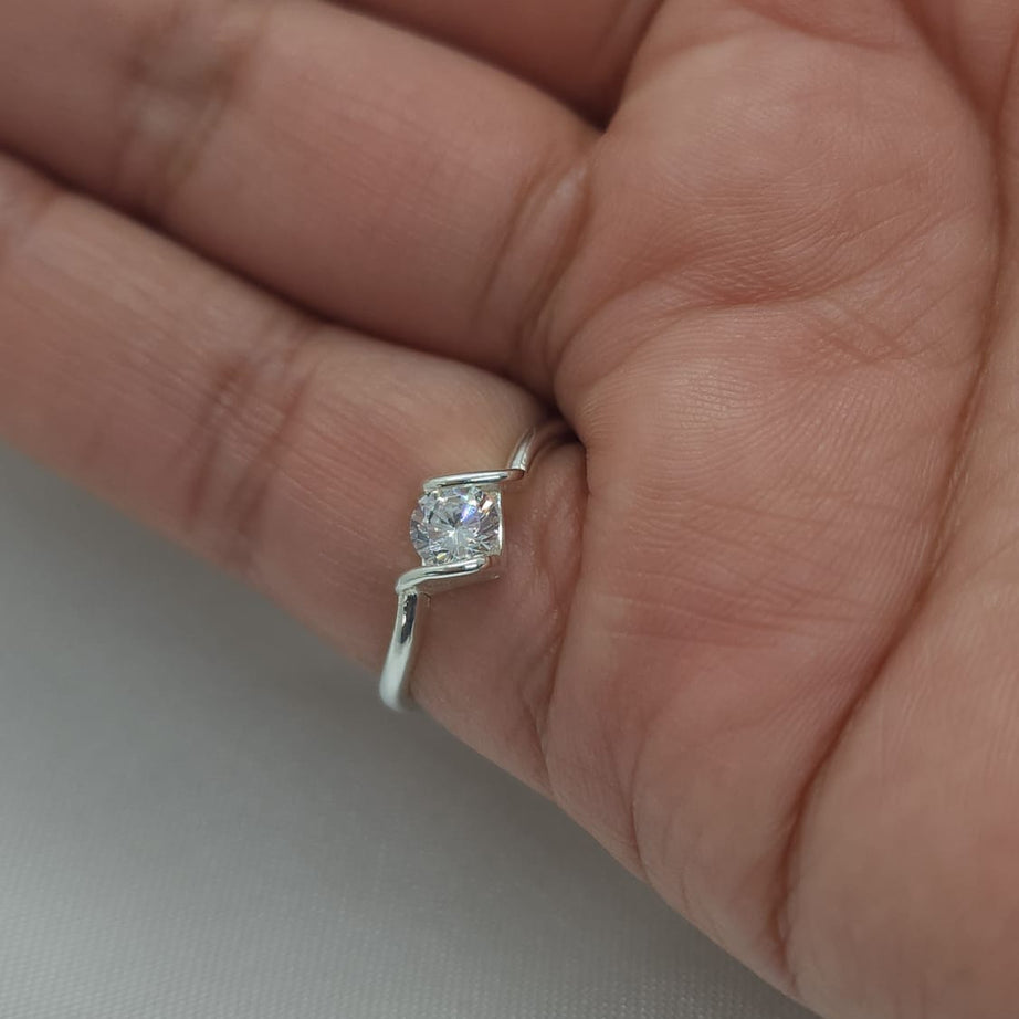 Anillo Dama Diseño Circón