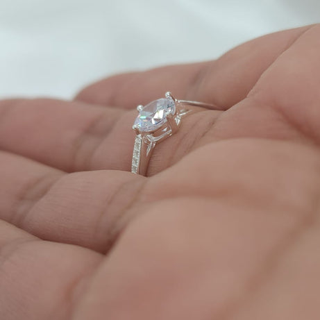 Anillo Dama diseño Circón Sobresaliente 4D Cristal con incrustación de circones Plata 925