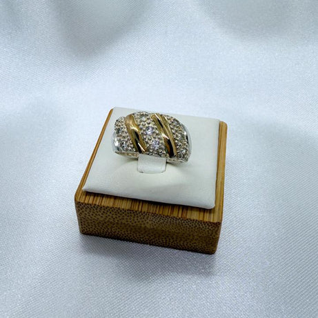 Anillo Dama Diseño Cintillo con incrustaciones de Microcircones P.925 con Oro de 14k.