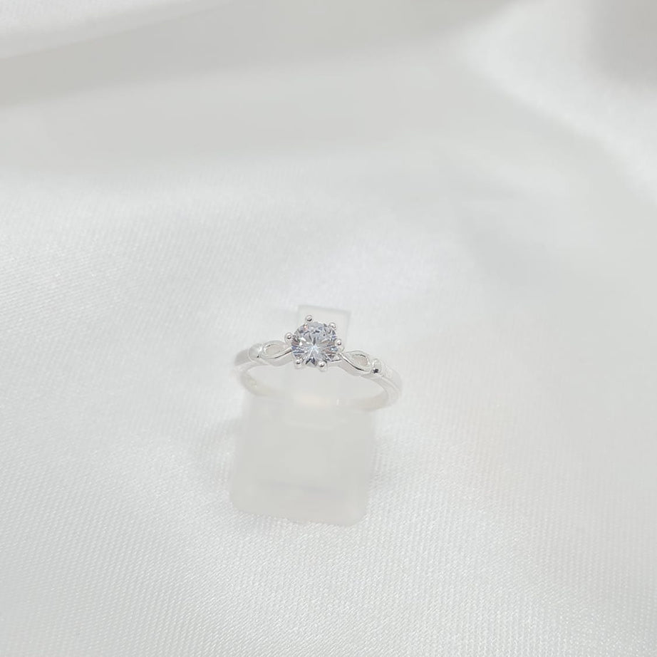 Anillo Dama Diseño Solitario Circón