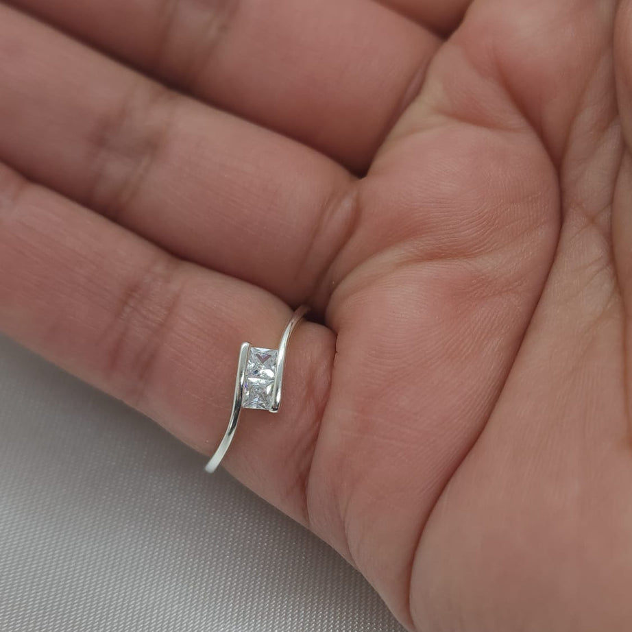 Anillo Dama Diseño Circón