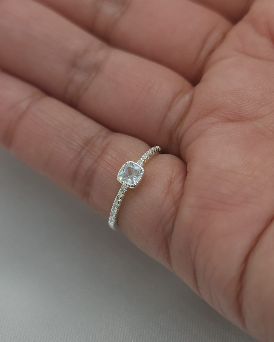 Anillo Dama Diseño Circón Semi cuadrado