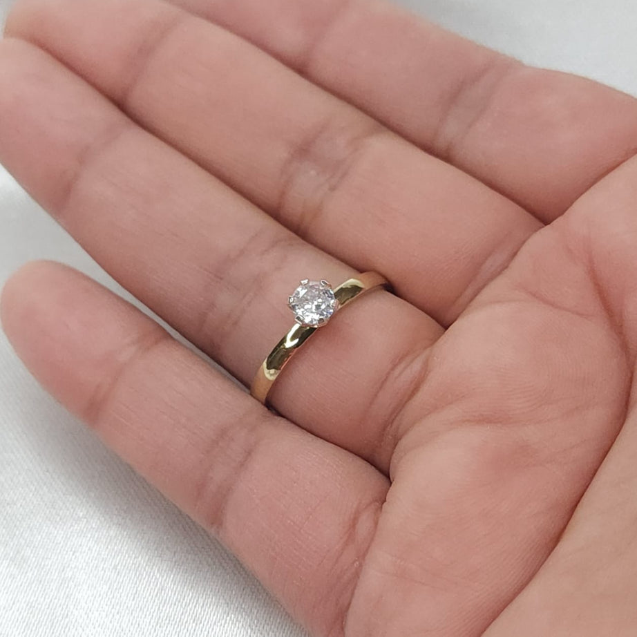 Anillo Dama Diseño Circón P.925 con Oro de 14k.