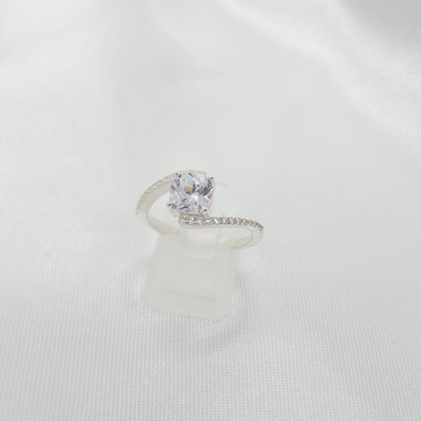 Anillo Dama diseño Doblez Circón con Incrustación de Microcircones