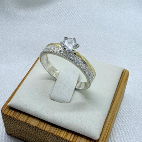 Anillo Dama Diseño Circón P.925 con Oro de 14k.