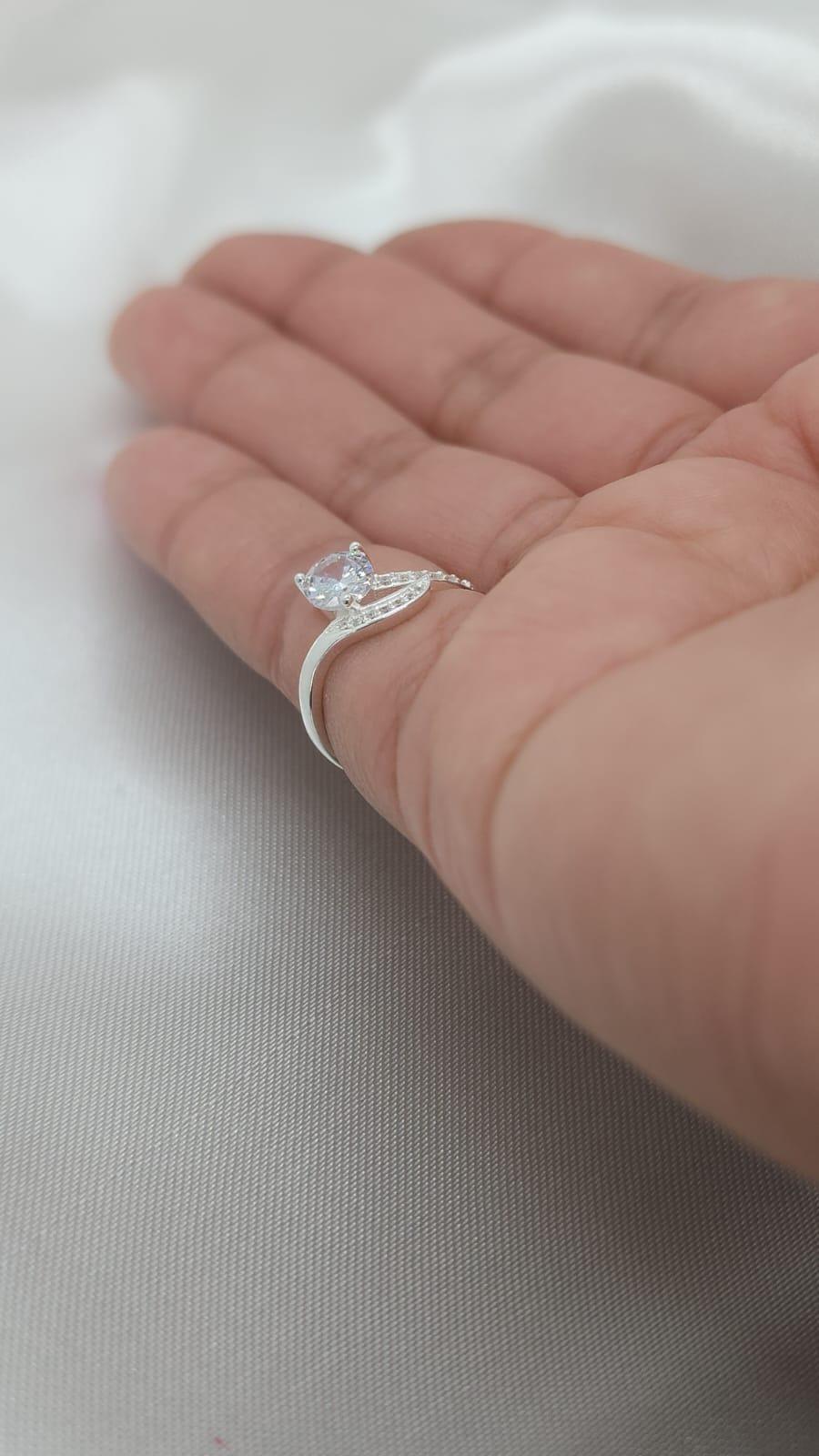 Anillo Dama Diseño Circón Colitas con Incrustaciones Microcircones