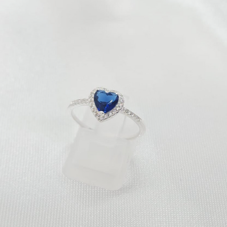 Anillo Dama diseño Corazón Circón Azul Grande con incrustación de Microcircones