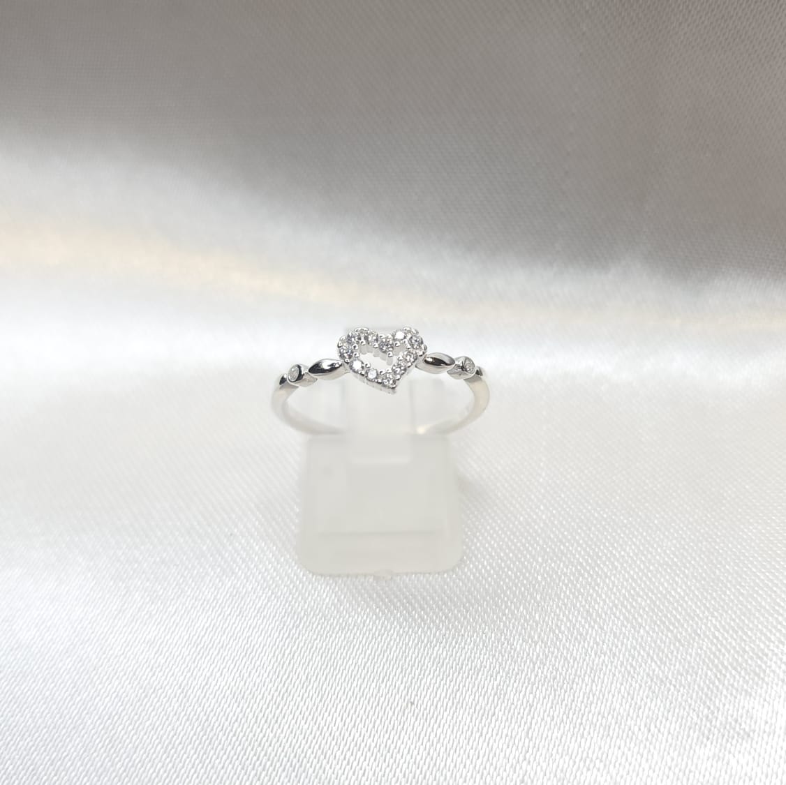 Anillo Dama Diseño Corazón