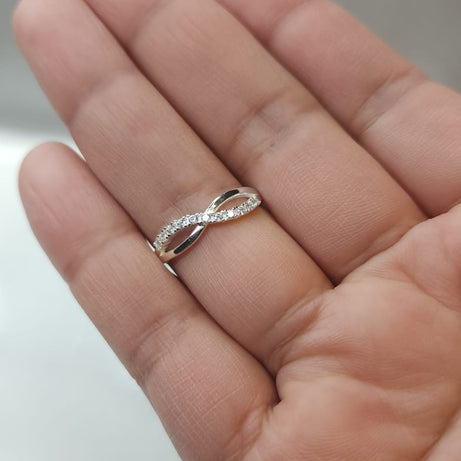 Anillo Dama Diseño Infinito
