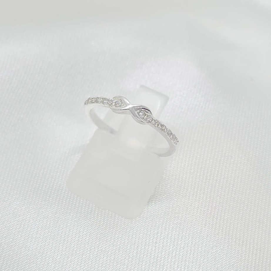 Anillo Dama Diseño Infinito