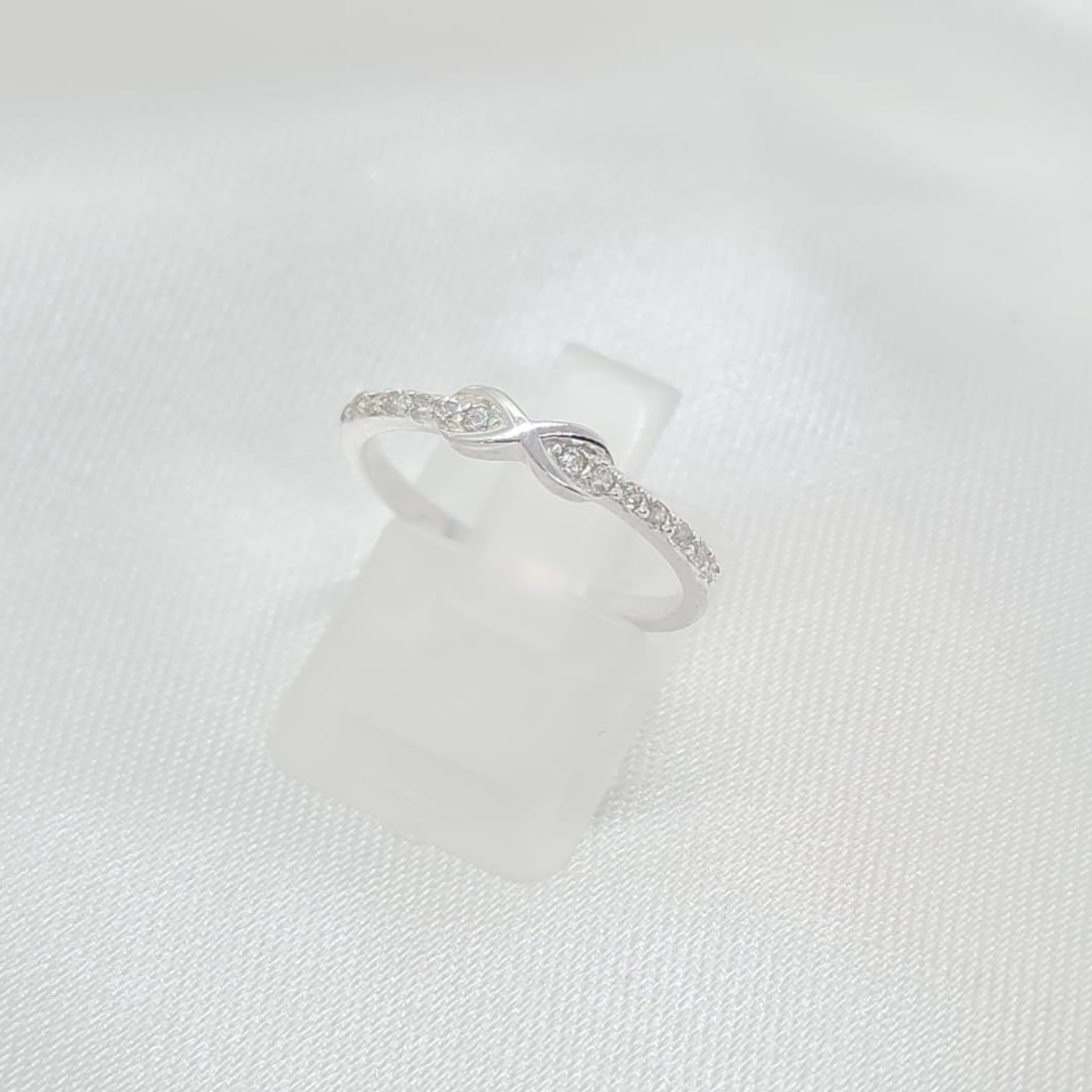 Anillo Dama Diseño Infinito