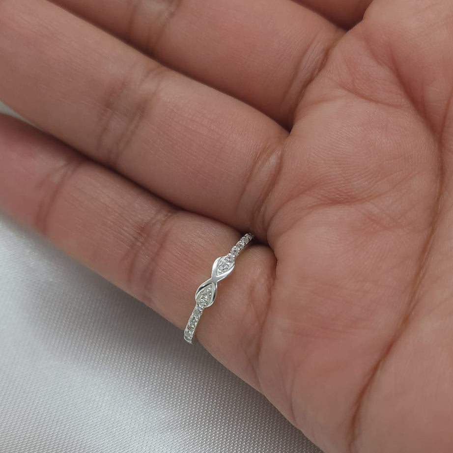 Anillo Dama Diseño Infinito