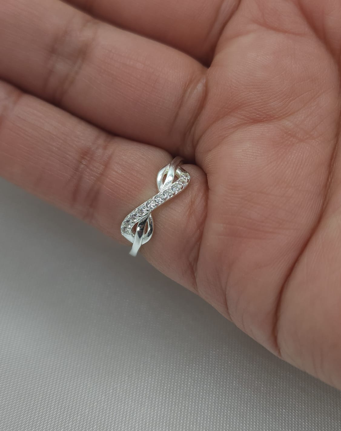 Anillo Dama Diseño Infinito