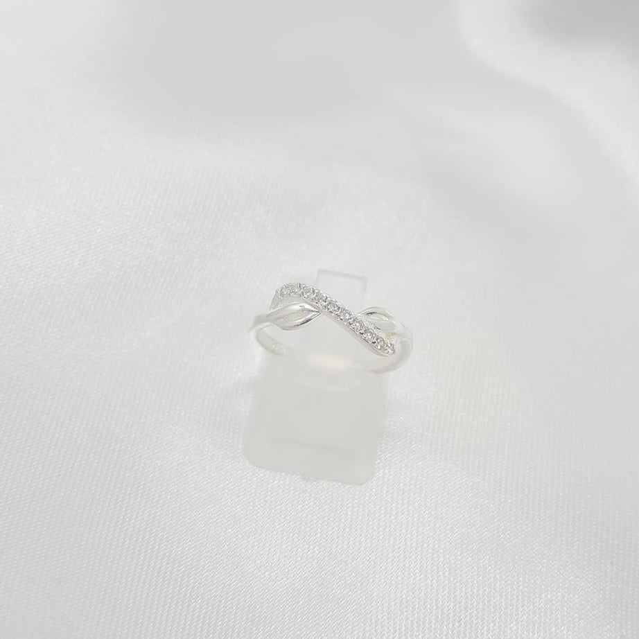 Anillo Dama Diseño Infinito