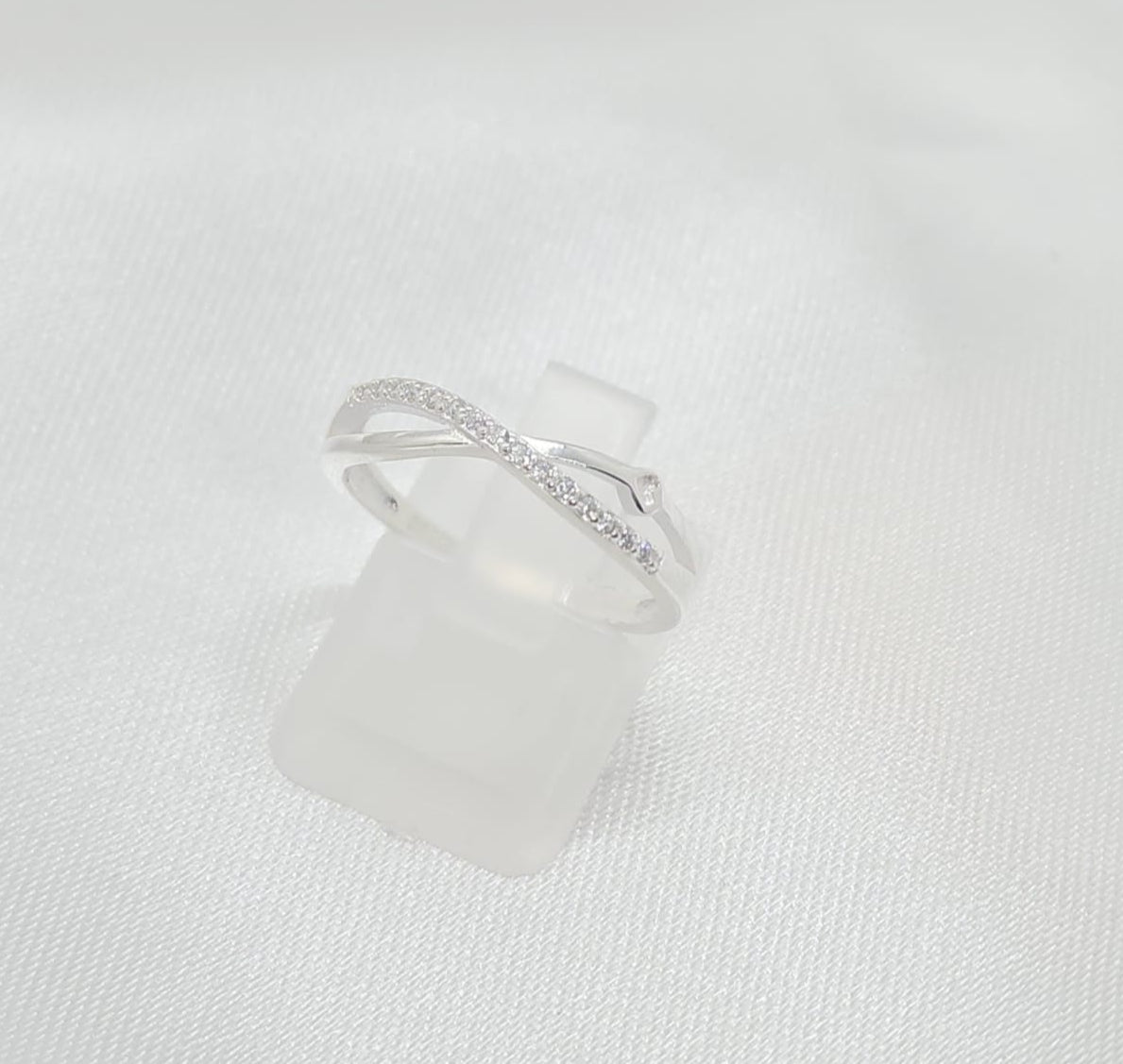 Anillo Dama Diseño Infinito corazón c