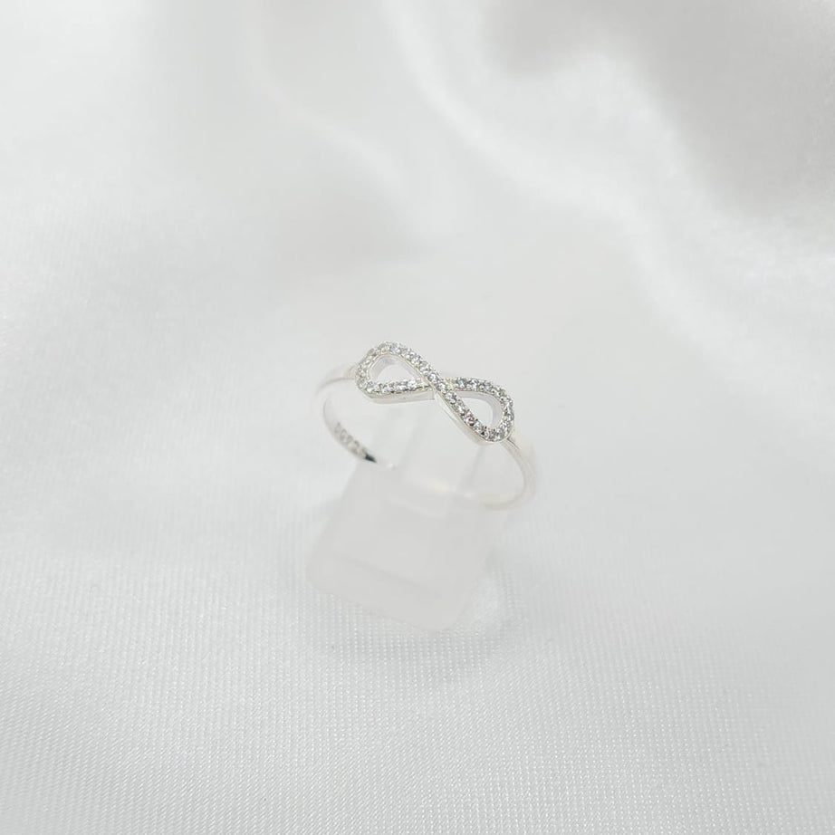 Anillo Dama Diseño Infinito