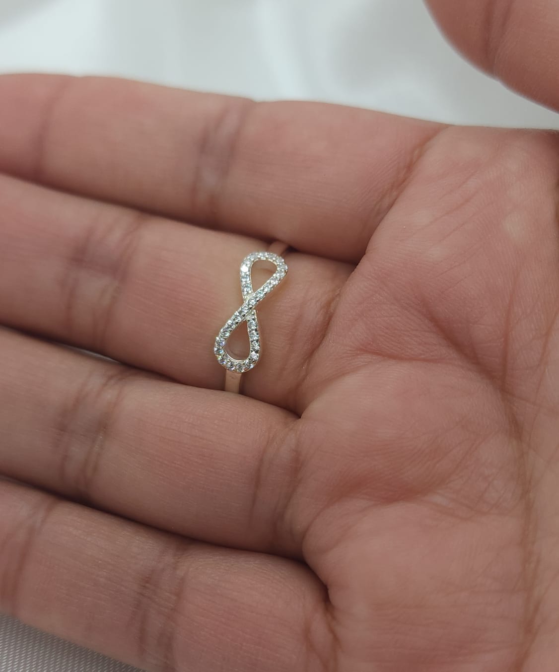 Anillo Dama Diseño Infinito