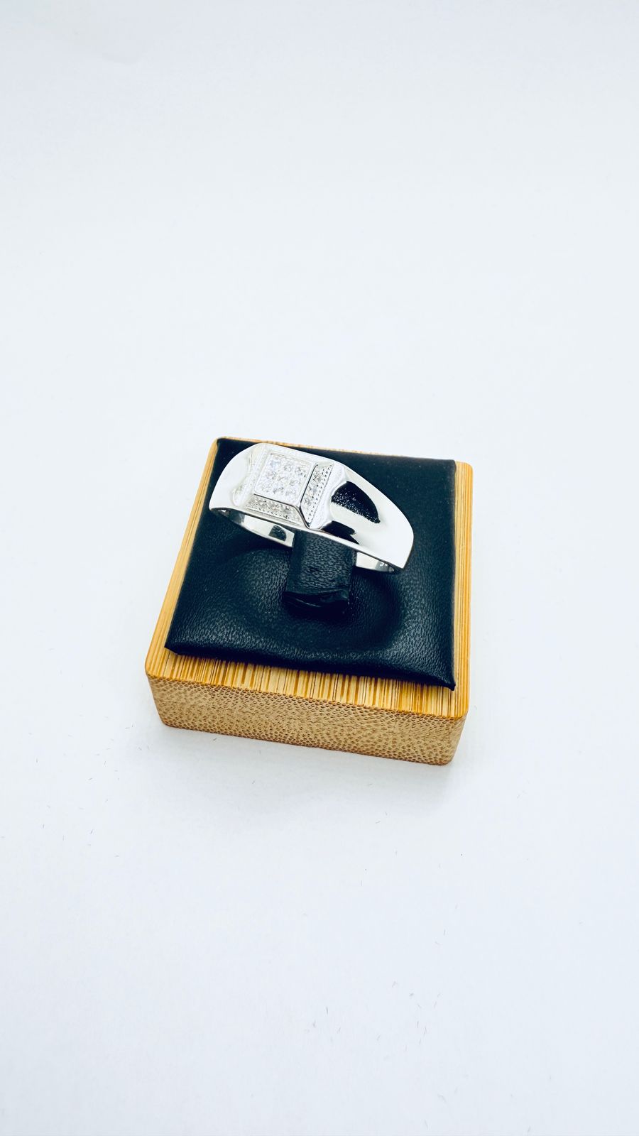 Anillo Hombre Diseño de sello