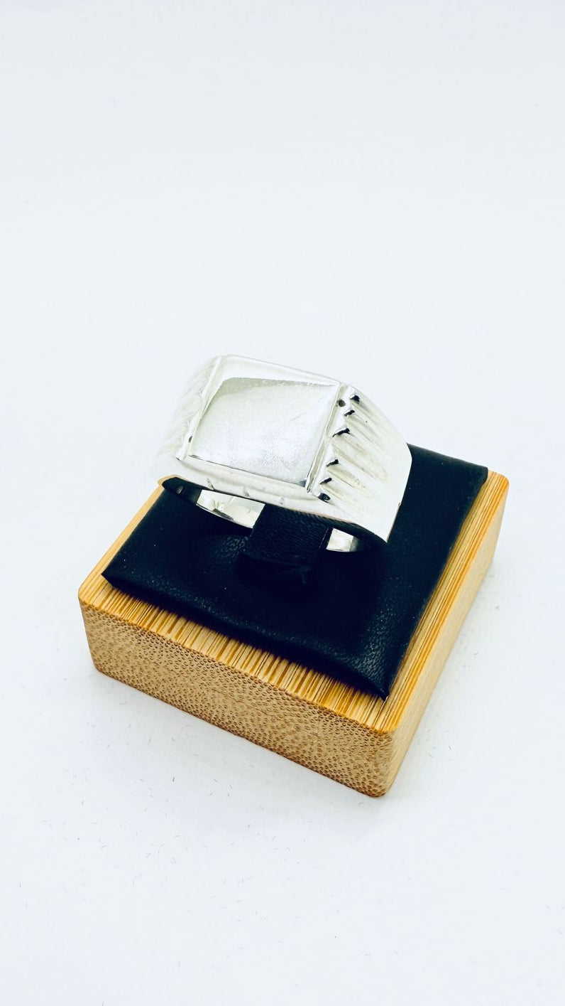Anillo Hombre Diseño de sello