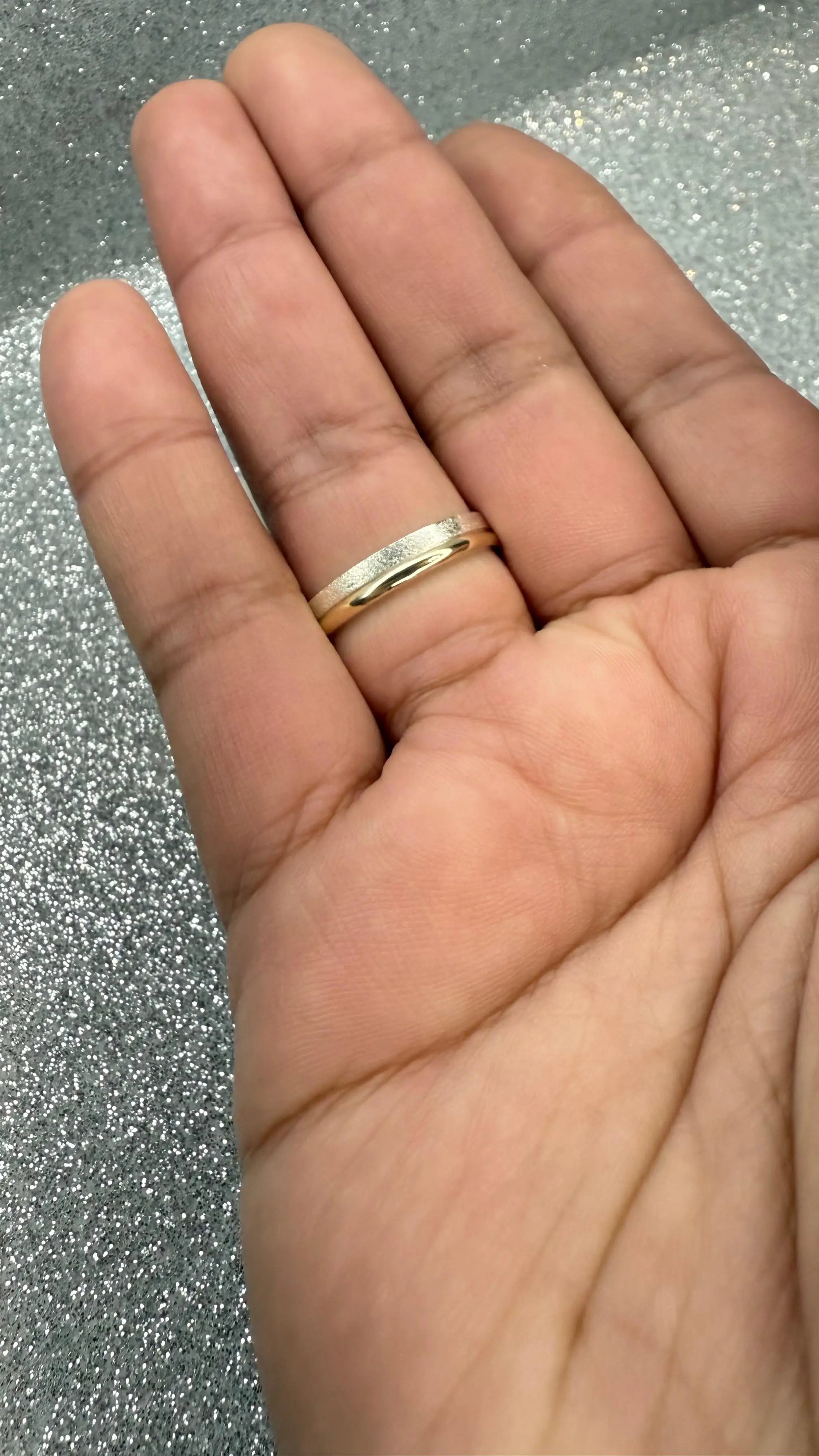 Anillo Argolla Diseño Bicolor 4mm Grosor