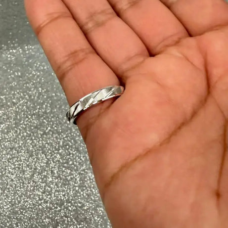 Anillo Argolla Diseño rayas 4mm Grosor unisex Plata 925