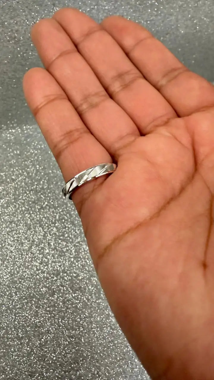 Anillo Argolla Diseño rayas 4mm Grosor unisex Plata 925