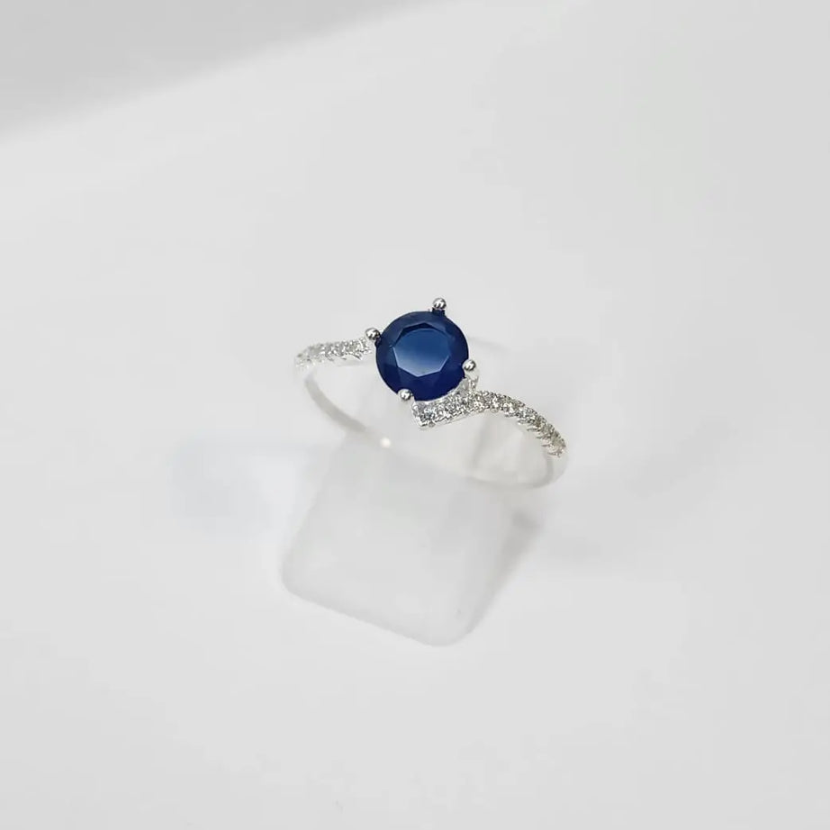 Anillo Dama Diseño Circón Azul en Plata fina ley 925