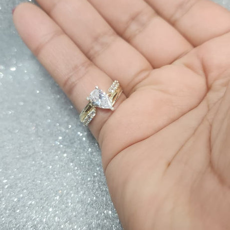 Anillo Dama Diseño Circon P.925 con Oro de 14k.