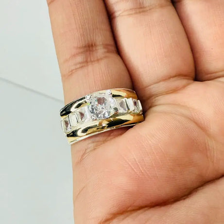 Anillo Dama Diseño  Circón P.925 con Oro de 14k.