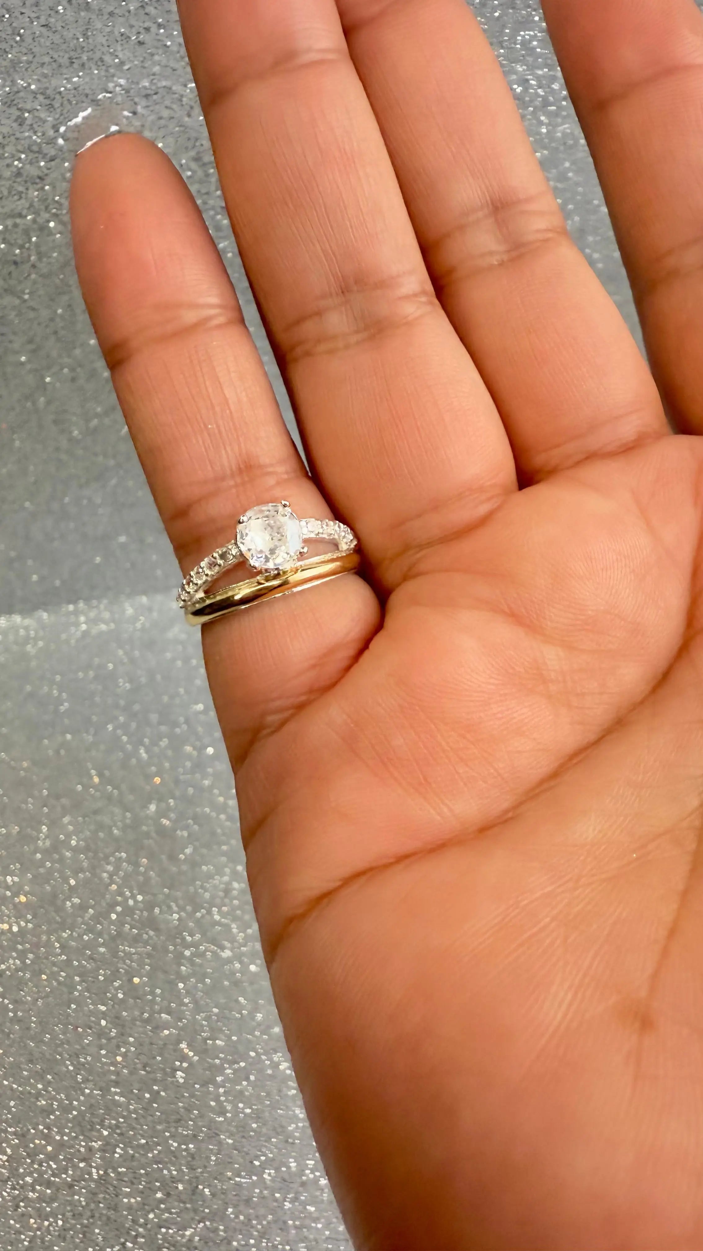 Anillo Dama Diseño Circón P.925 con Oro de 14kilates