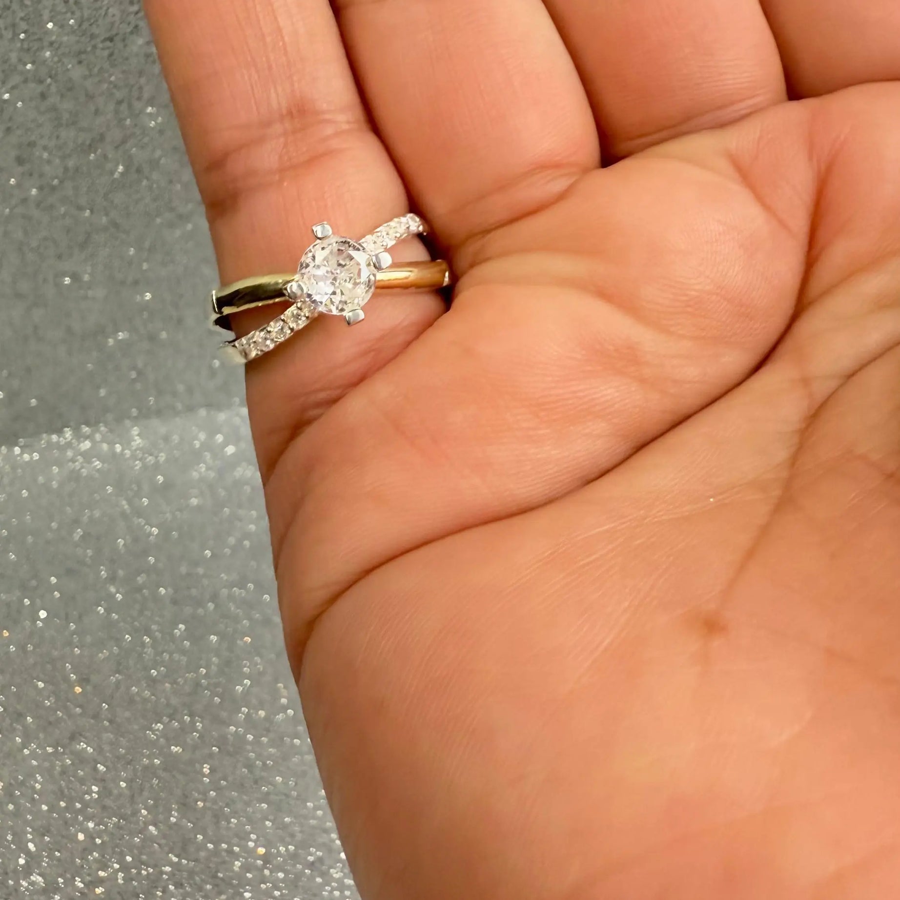 Anillo Dama Diseño Circón P.925 con Oro de 14k