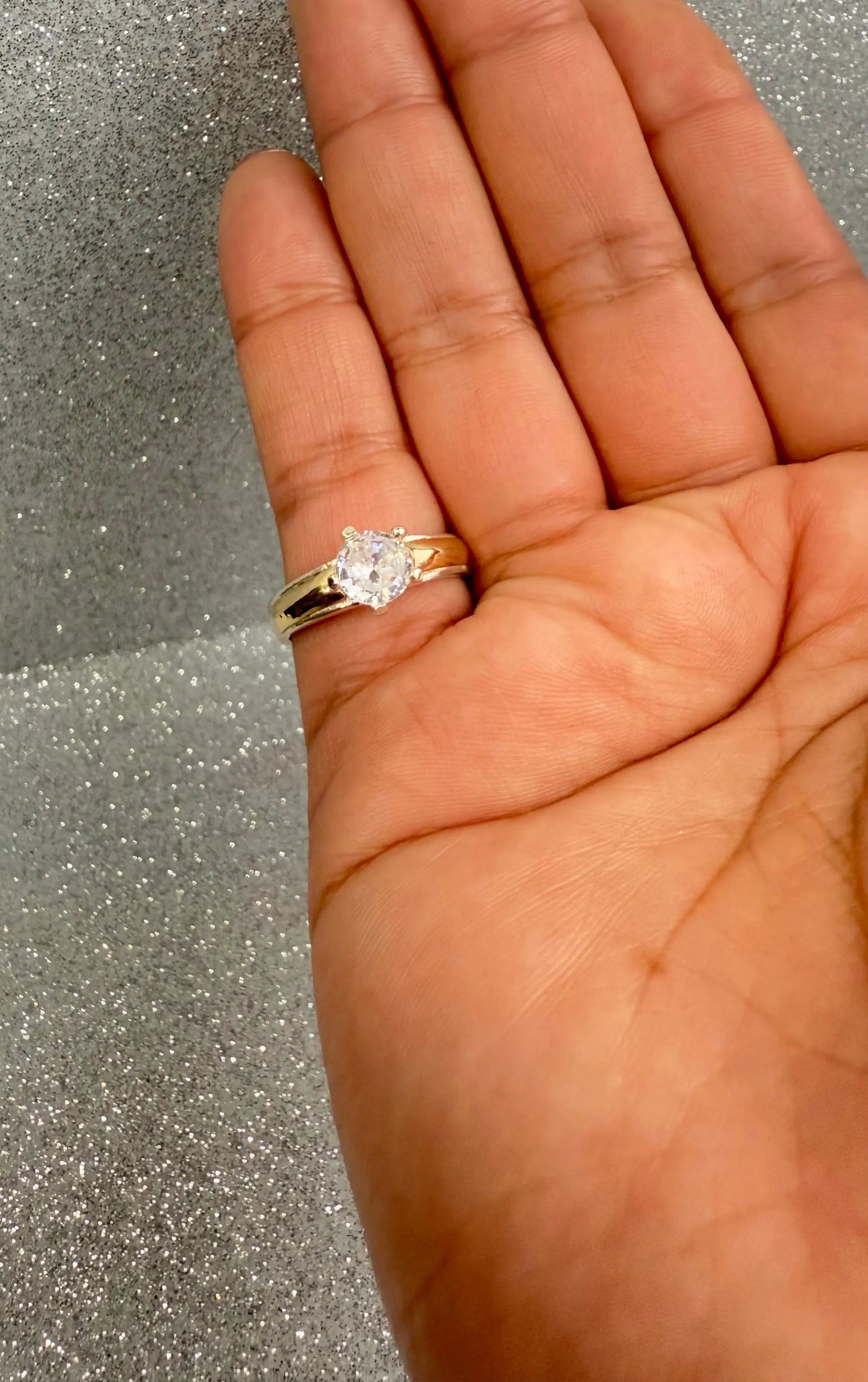 Anillo Dama Diseño Circon solitario G P.925 con Oro de 14k