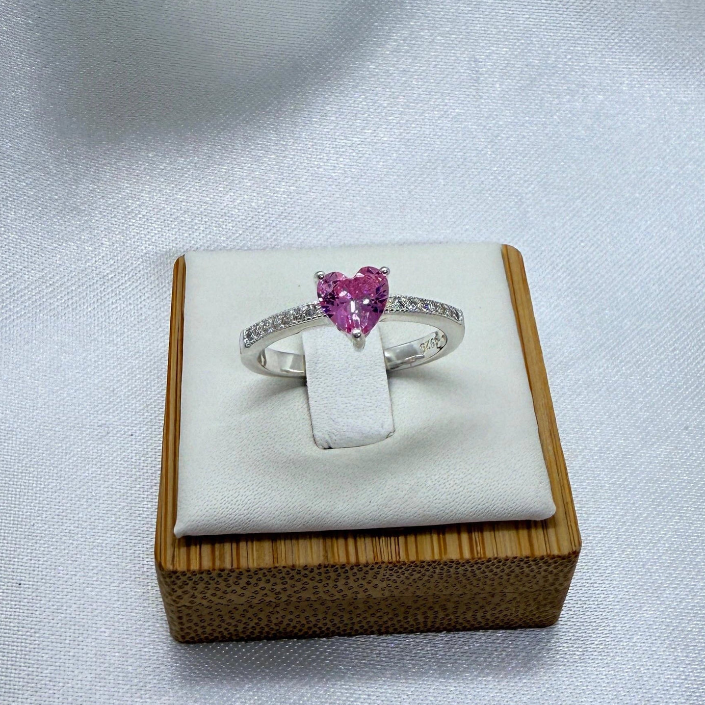 Anillo Dama Diseño Corazón Rosado Plata fina ley 925