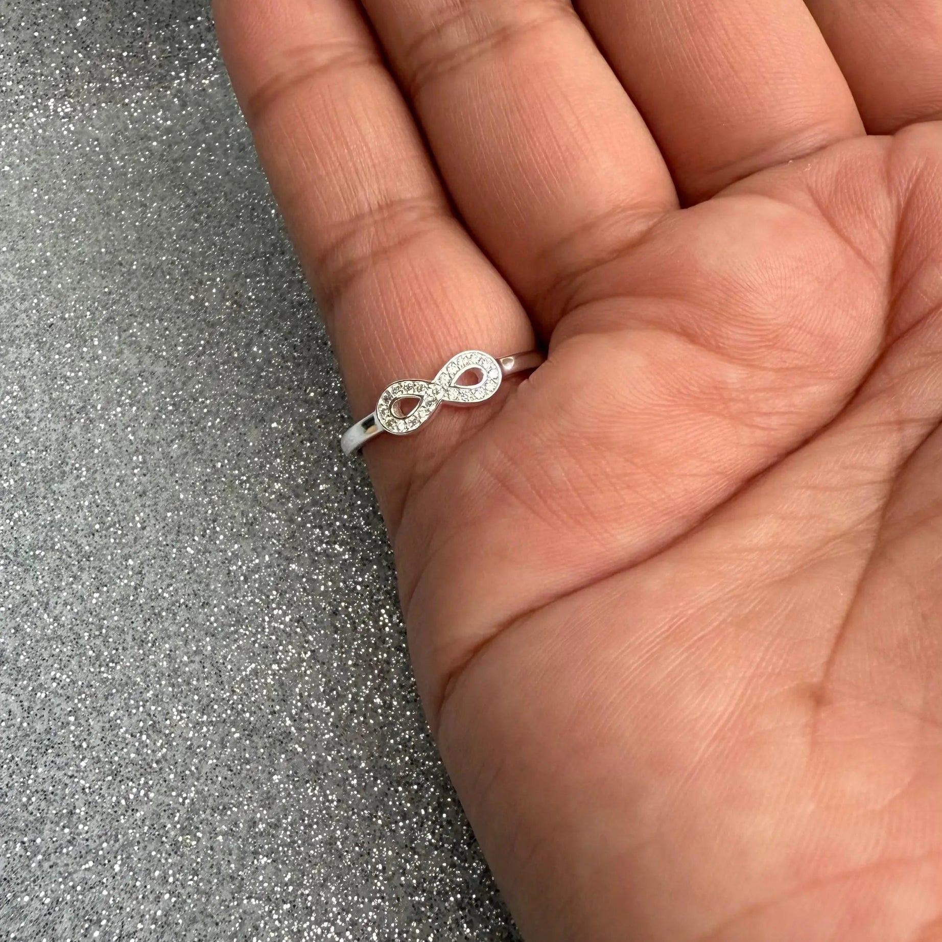 Anillo Dama Diseño Infinito Plata fina ley 925