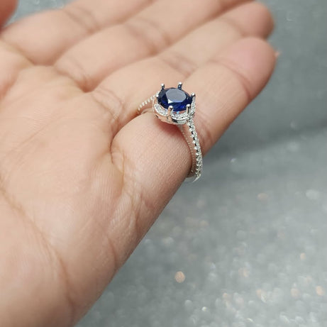 Anillo Dama Diseño Solitario Circón Azul en Plata fina ley 925