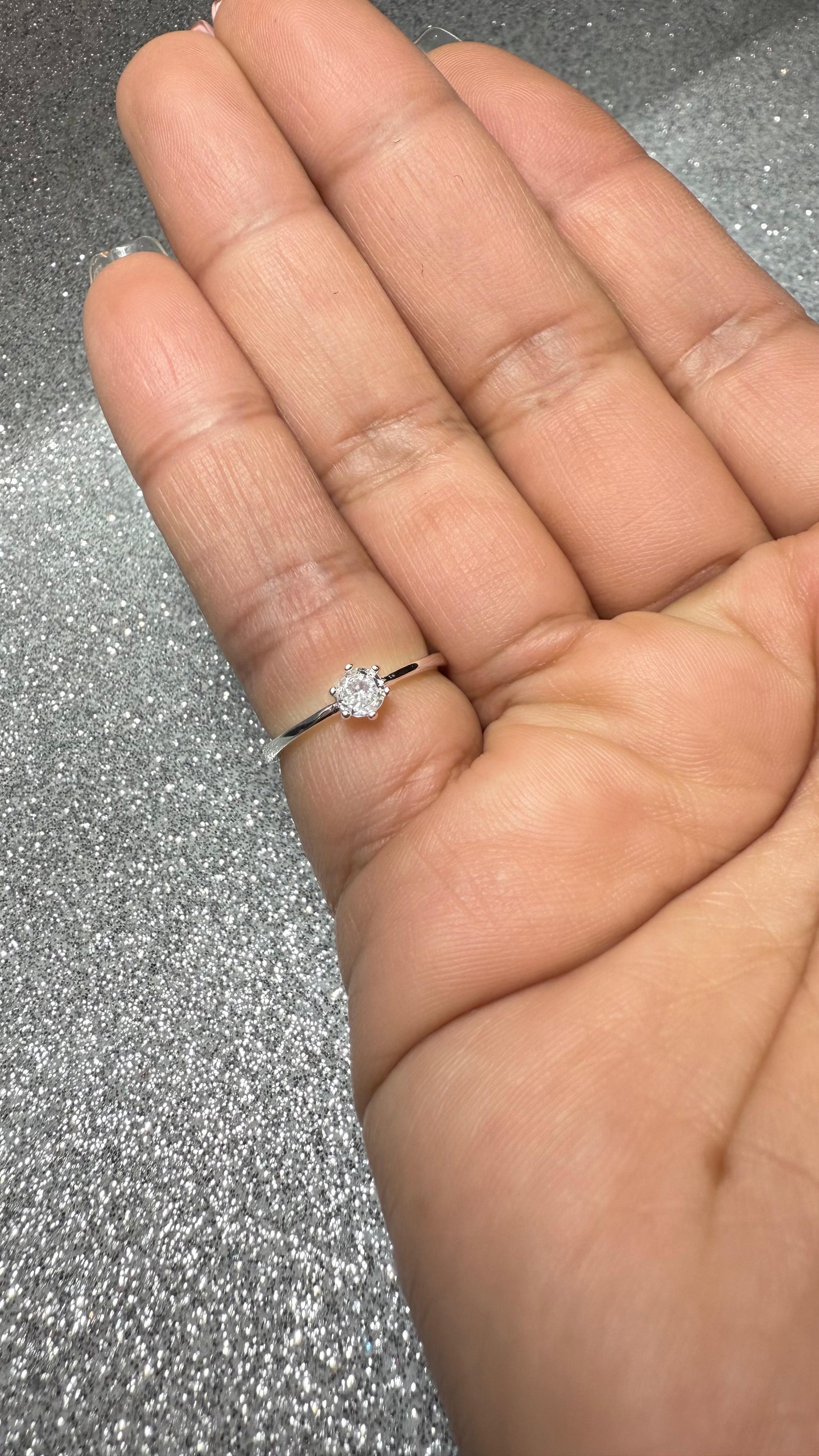 Anillo Dama Diseño Solitario Circón Clásico P.925