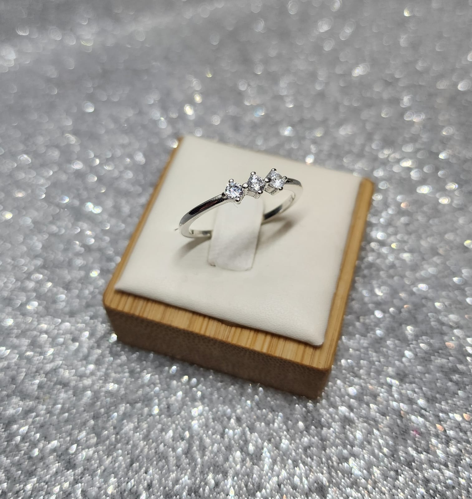 Anillo Dama Diseño tres circones P.925