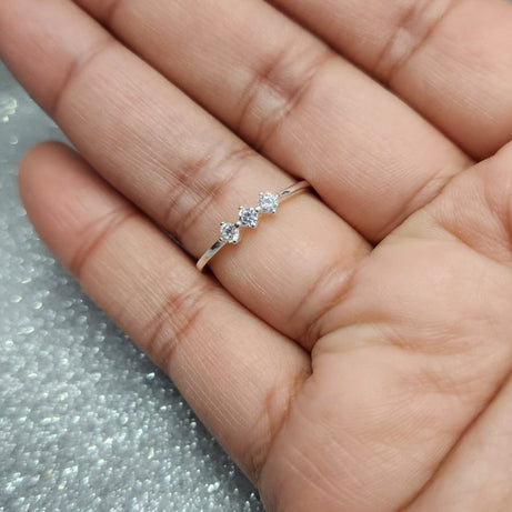 Anillo Dama Diseño tres circones P.925