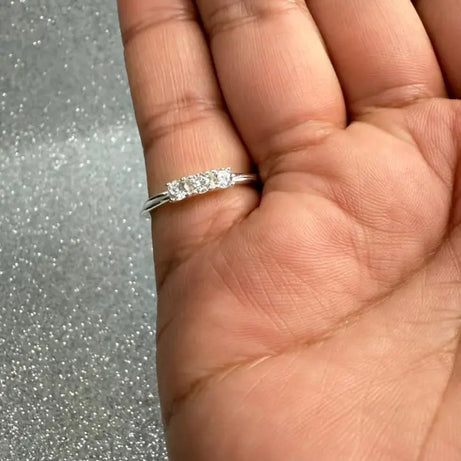 Anillo Dama diseño tres circones Plata 925