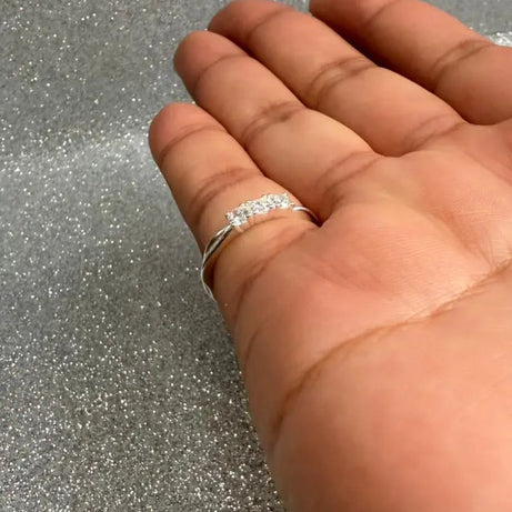 Anillo Dama diseño tres circones Plata 925